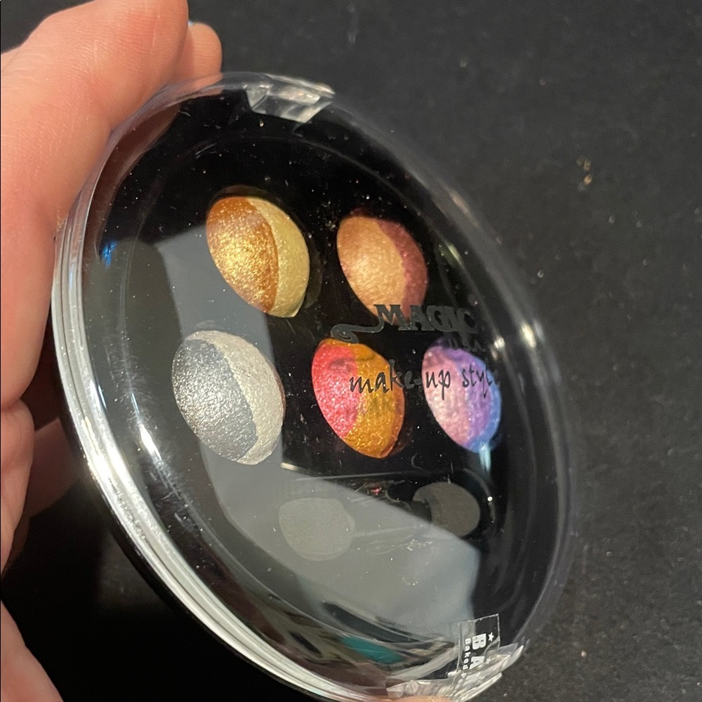 Baked Eyeshadow Palette - Vibrant Multi-Color - Picture 2 of 4